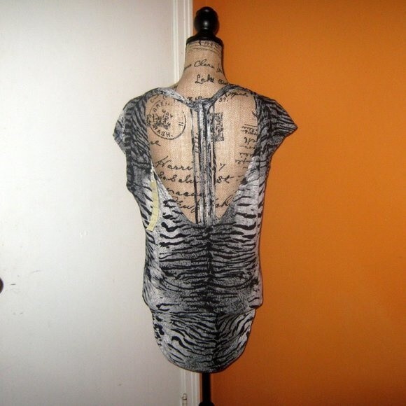 Day Night Large Tiger Print Bodycon Dress NWT - Picture 7 of 14
